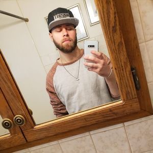 Meet your Posher, Jonny